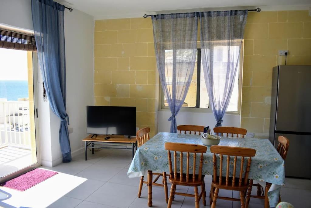 Seaview 2-Bedroom Apartment In Xlendi Exterior photo